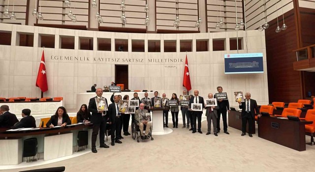 HDP milletvekillerinden TBMMde eylem