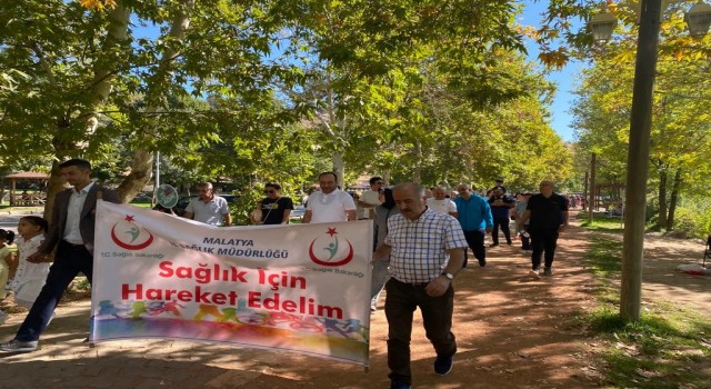 ‘Her gün 10 bin adım hedefiyle yürüdüler