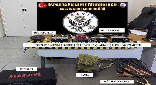 Hırsızlık yaptıkları tespit edilen 2 kişi tutuklandı