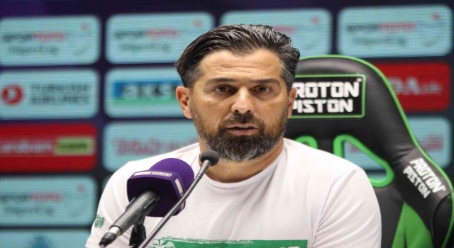 İlhan Palut: “Ligin üst sıralarında yer almak istiyoruz”