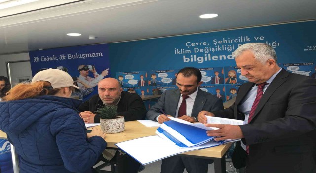 İlk Evim, İş Yerim, İlk Evim Arsa projelerinin tanıtım tırı Esenlerde