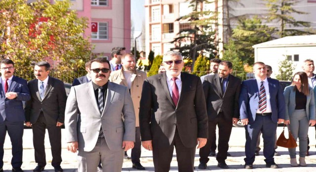 İnönüde Cumhuriyet Bayramı törenle kutlandı