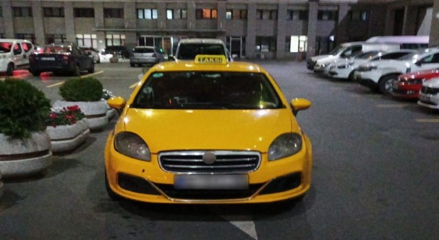 İstanbul Emniyetinden kaçak göçmen operasyonu: 44 kaçak göçmen yakalandı