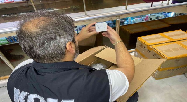 İstanbulda 15 milyon lira değerinde kaçak ürün ele geçirildi