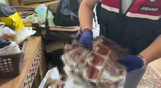 İstanbulda 3.5 ton sahte alkol ele geçirildi