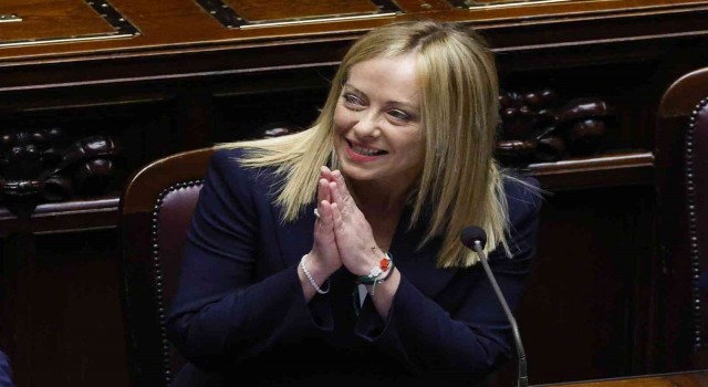 İtalyada Meloni hükümeti ilk güvenoyunu aldı
