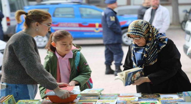 İvrindide 2. kitap günleri başladı