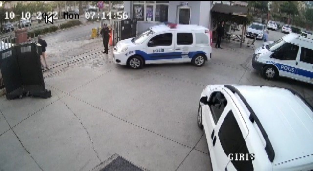 İzmirde aranan şüphelilere şafak operasyonu: 6 tutuklama
