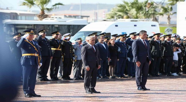 İzmirde Cumhuriyet Bayramı kutlamaları başladı