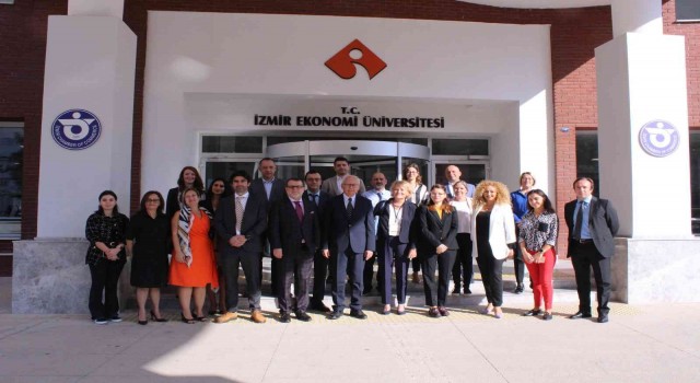 İzmirden dünyaya açılacaklar