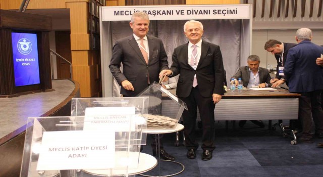 İZTO, Mahmut Özgenerle “devam” dedi