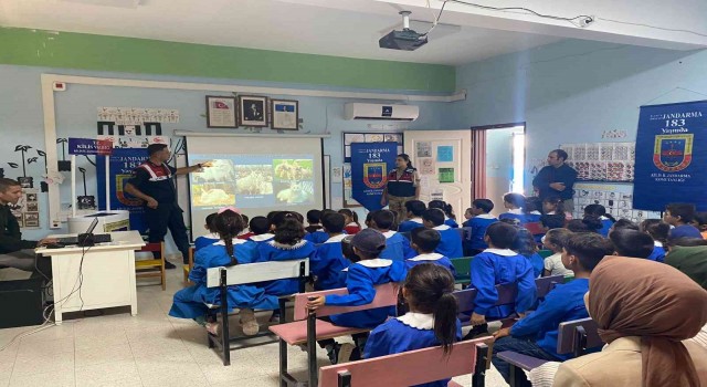 Jandarmadan Hayvanları Koruma Günü etkinliği