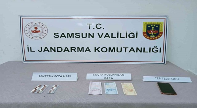 Jandarmadan uyuşturucu operasyonu: 2 gözaltı