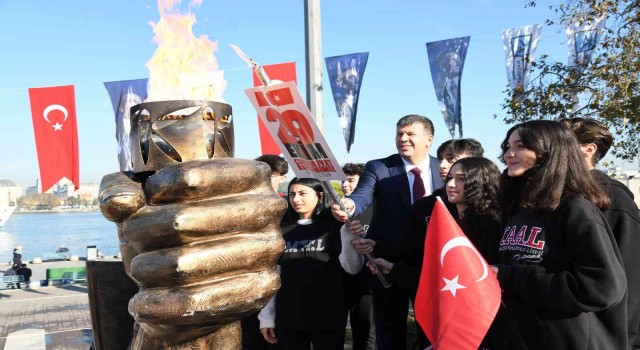 Kadıköyde Cumhuriyet meşalesi 29 Ekime kadar yanmaya devam edecek
