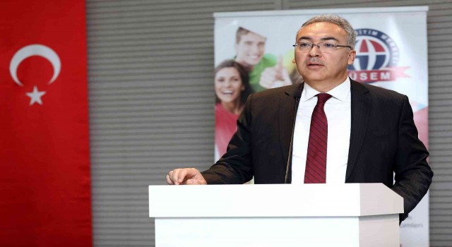 Kadın liderler akademisi eğitimi başladı