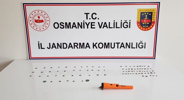 Kadirli'de Tarihi eser kaçakçısı yakalandı