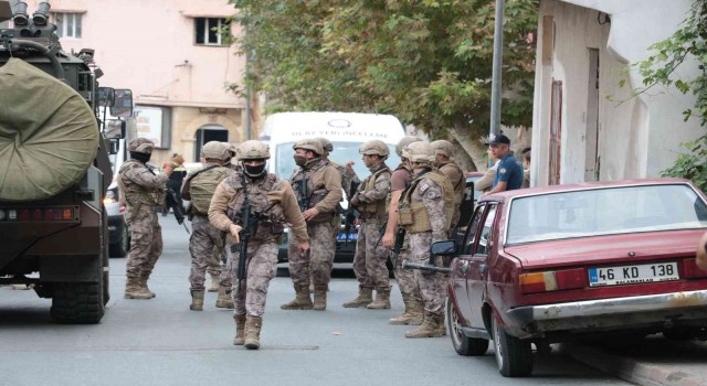 Kahramanmaraşta operasyona giden polise saldırı: 3 polis yaralandı, 1 şüpheli ölü ele geçirildi