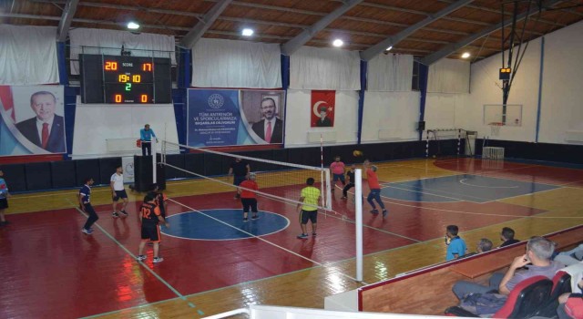 Kahtada okullararası voleybol turnuvası
