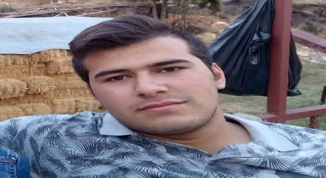 Kamyonetle çarpışan motosikletli kurye hayatını kaybetti