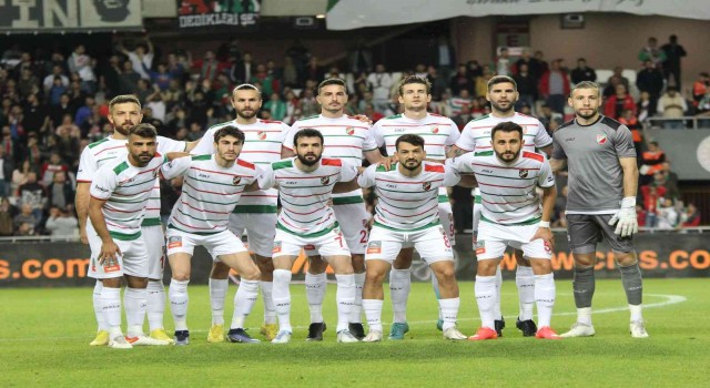 Karşıyaka emin adımlarla zirve yolunda