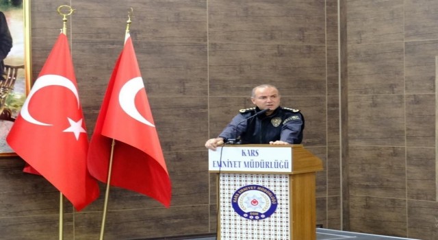 Karsta polisten bilgilendirme toplantısı