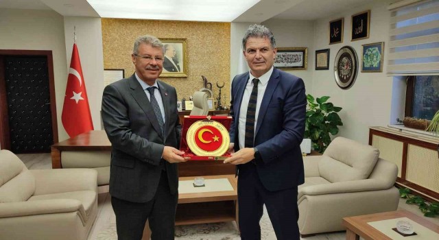 Kayseri Amatör Spor Kulüpleri Federasyonundan Akaya teşekkür ziyareti