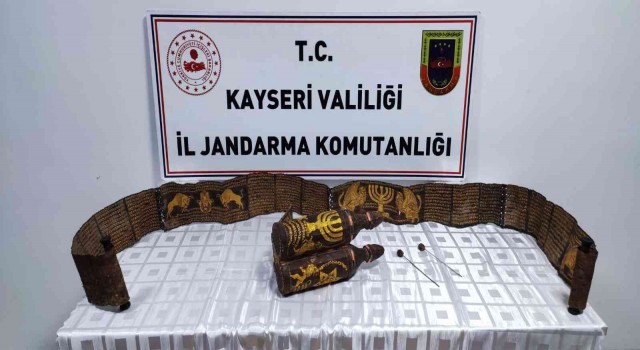 Kayseride İbranice yazılı Tevrat ele geçirildi