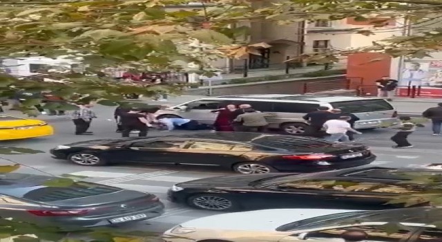 Kaza sonrasında kaçmak istedi, esnaftan dayak yedi