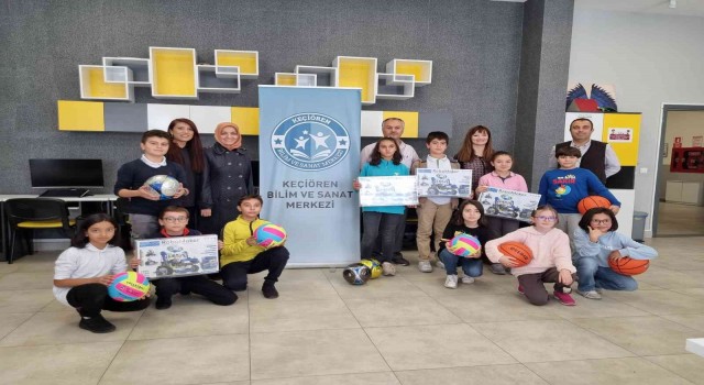 Keçiörende atık pil toplayan okullara hediyeleri verildi