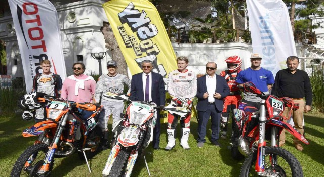 Kemerde enduro yarışları 32 farklı ülkeden 350 sporcunun katılımıyla başlıyor