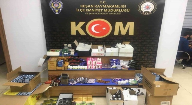 Keşanda çok sayıda cinsel içerikli ürün ele geçirildi