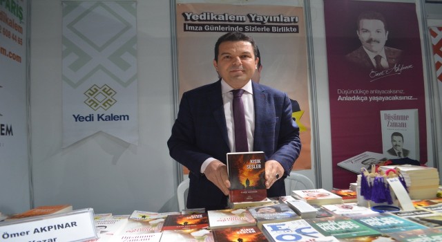 Kısık Sesler romanını yazdı, 2 yıl sonra sesi kısıldı
