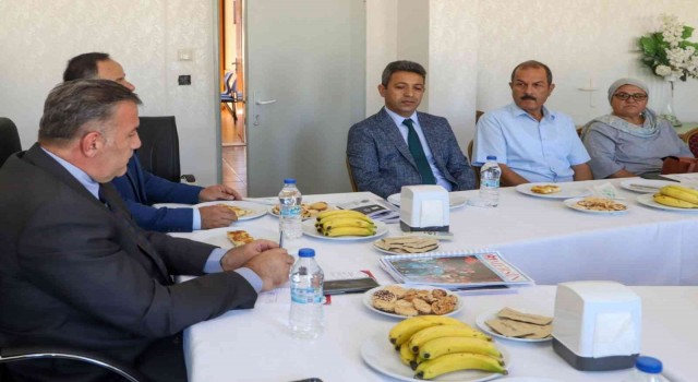 Koca: Eğitim gönülden yapılan bir iştir