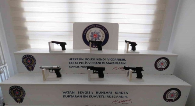 Kocaelide çok sayıda silah ele geçirildi