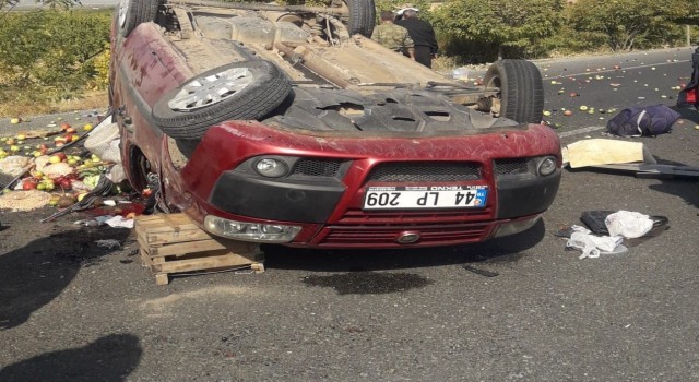 Kontrolden çıkan araç takla attı: 2 yaralı