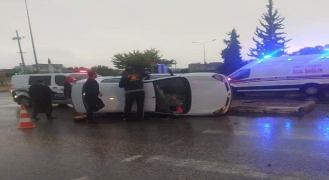 Kontrolden çıkan otomobil takla attı: 2 yaralı