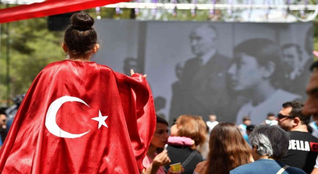 Konyaaltında Cumhuriyetin 99. Yılı Ceylan Ertemle kutlanacak