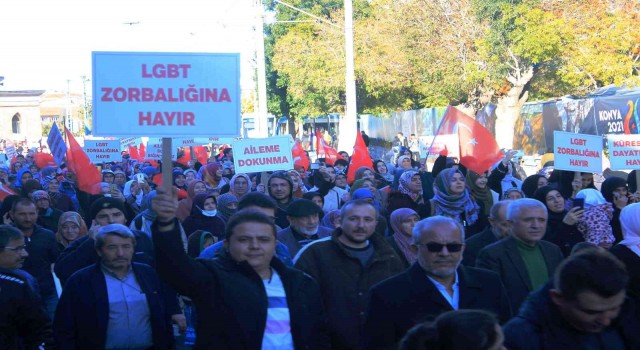 Konyada LGBTye karşı aile yürüyüşü