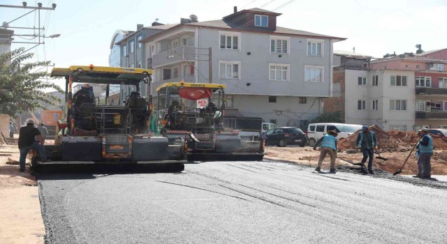 Körfezde altyapısı tamamlanan caddeler asfaltlanıyor
