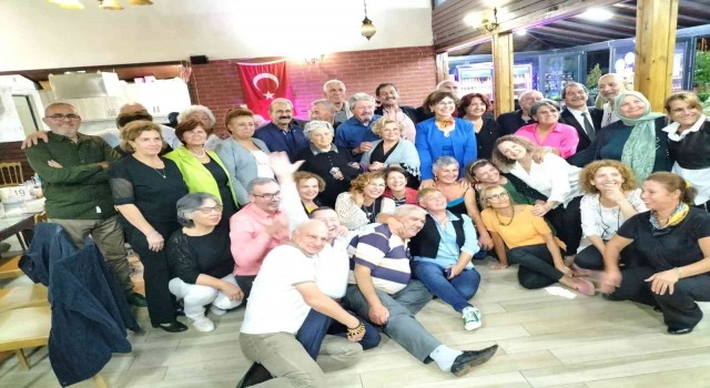 Köyceğizde lise arkadaşları yıllar sonra buluştu