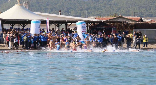 Kulaçlar cumhuriyetin 100. yılı için atıldı