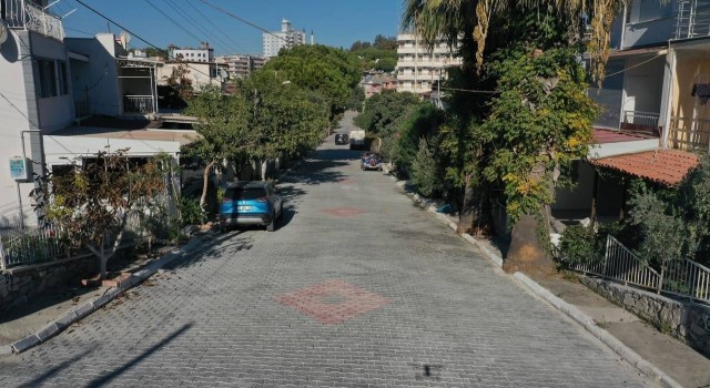 Kuşadası Belediyesi Kadınlar Denizine 6 bin 500 metrekare yeni yol kazandırdı