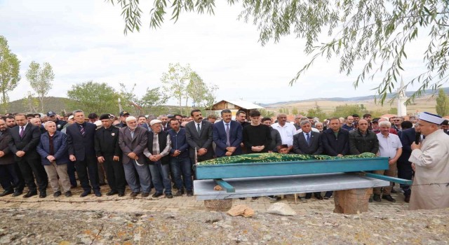 Kütahya İl Müftü Yardımcısı İsa Ada son yolculuğuna uğurlandı