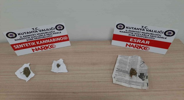 Kütahyada 3 şahsın üzerinde uyuşturucu ele geçirildi