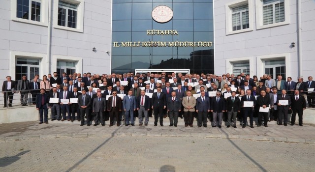 Kütahyada 30 okula altın, 135 okula gümüş rozet