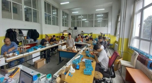 Liseli öğrencilerden yerli teknolojiye katkı