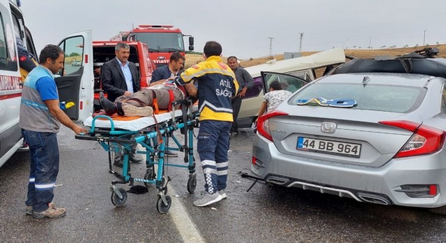 Malatyada feci kaza: 1 ölü, 4 yaralı