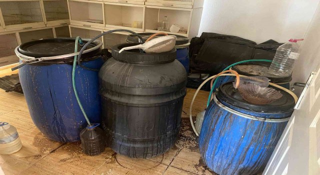 Manisada bağ evinde kaçak şarap ele geçirildi