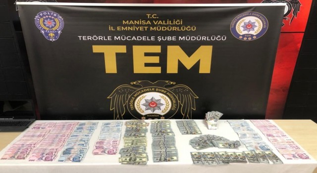 Manisada FETÖ operasyonu: 14 gözaltı