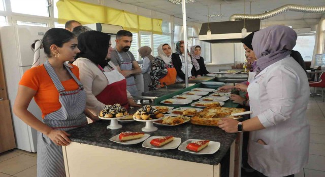 Mardinde kadınlar İtalyan ve Fransız mutfağını öğrenerek iş hayatına hazırlanıyor